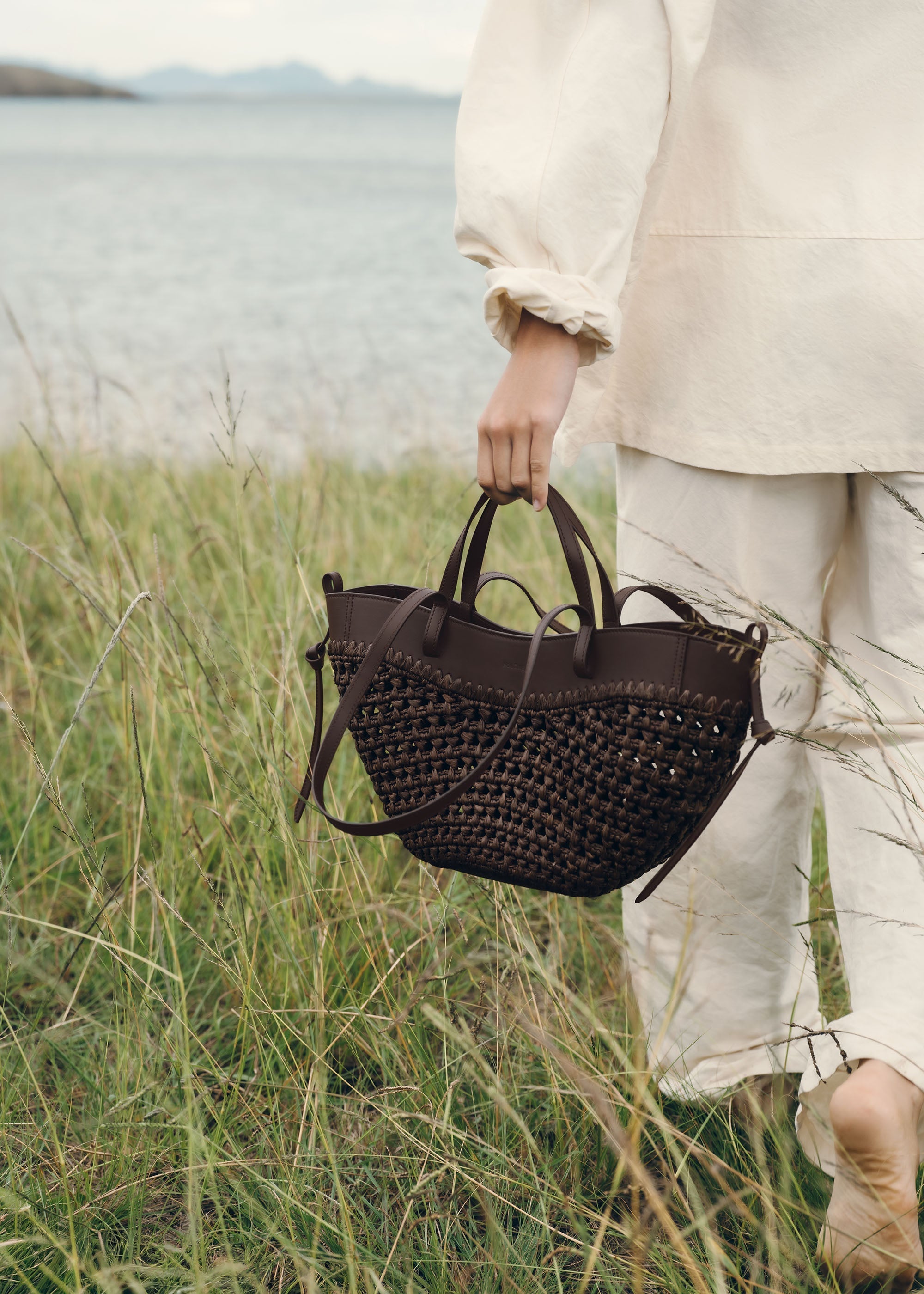 Cyme Mini - Raffia Ebony